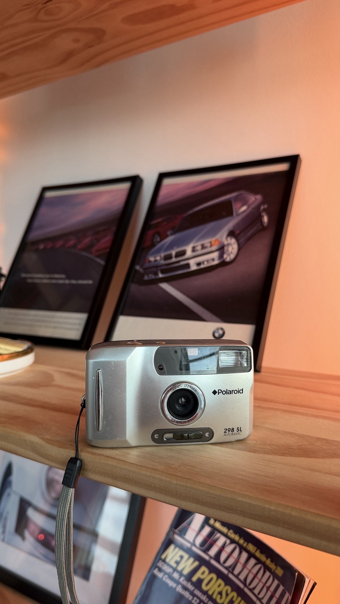 Polaroid 298 SL front view