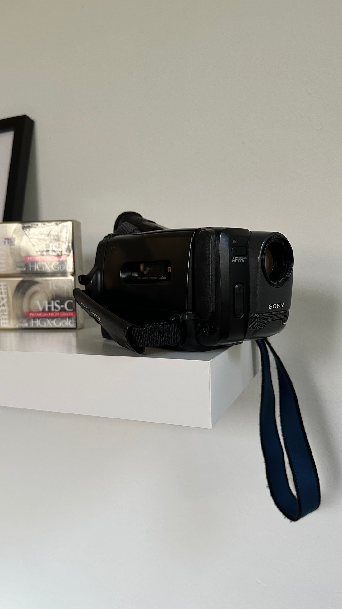 Sony CCD-TRV211 Video8 Camcorder