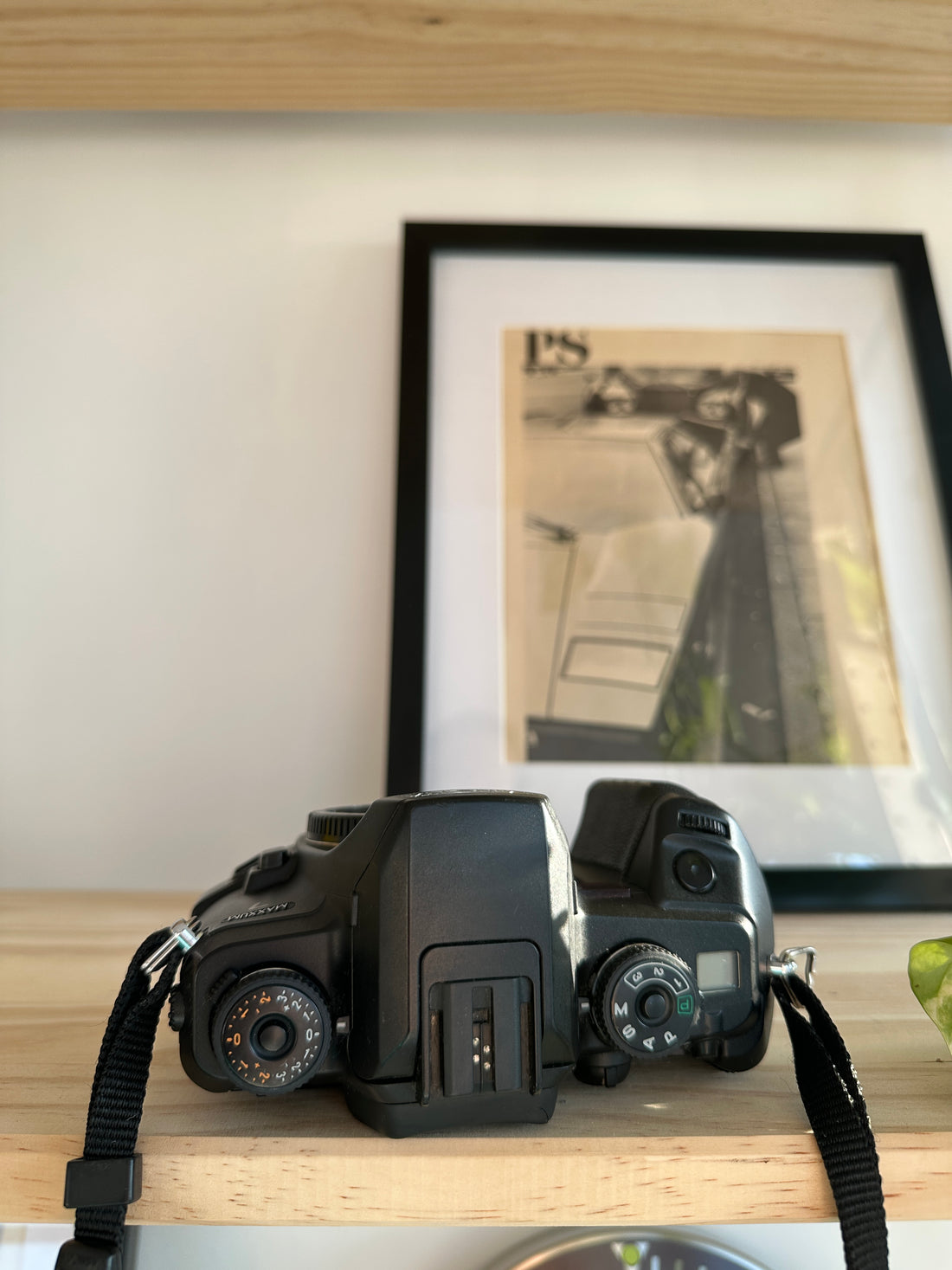 Minolta Maxxum 7 35mm SLR Film Camera