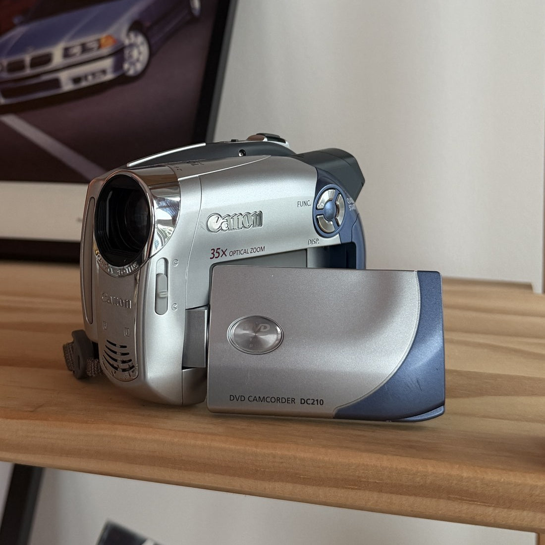 Canon DC210 mini DVD camcorder, front
