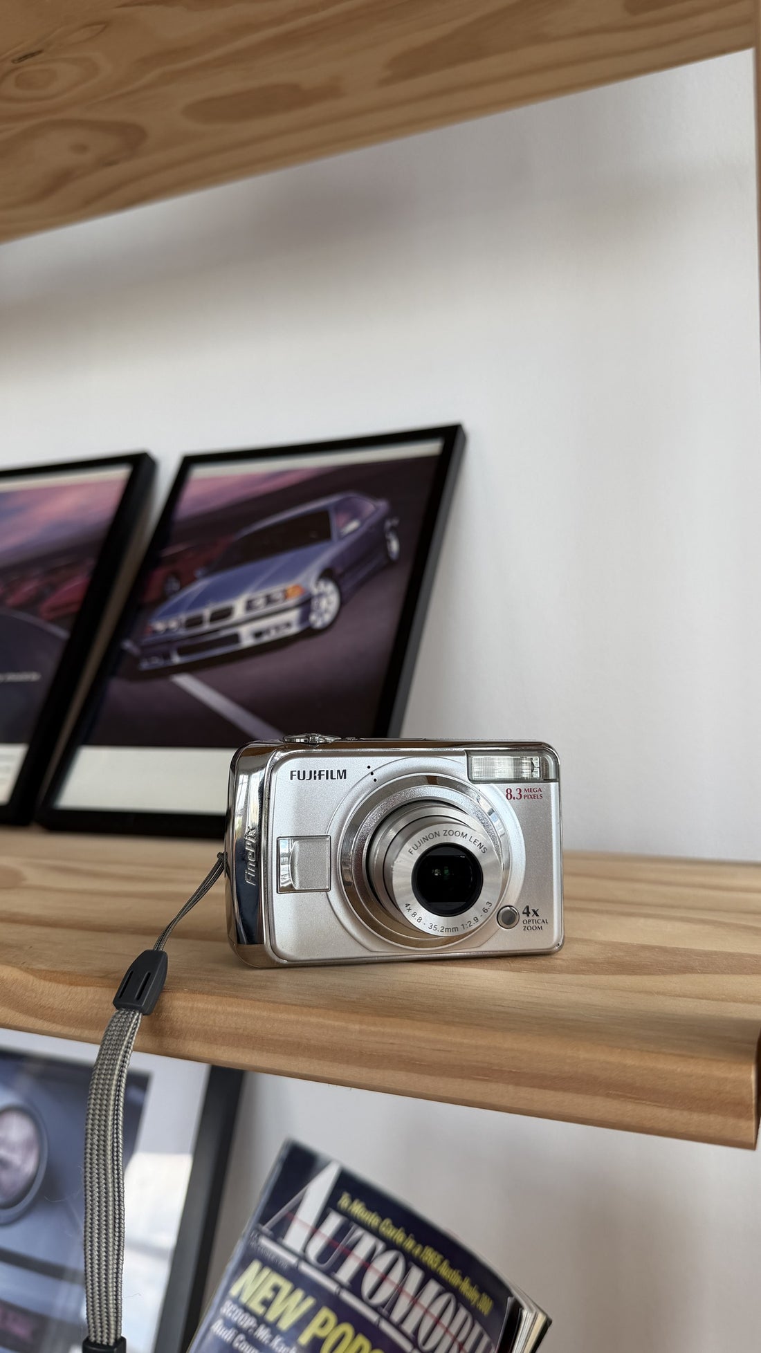Fujifilm FinePix A820 8.3MP Digital Camera front view