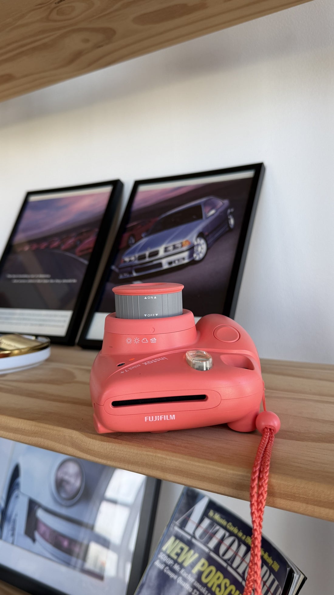 Fujifilm Instax Mini 7+ Instant Camera, Coral detail 2