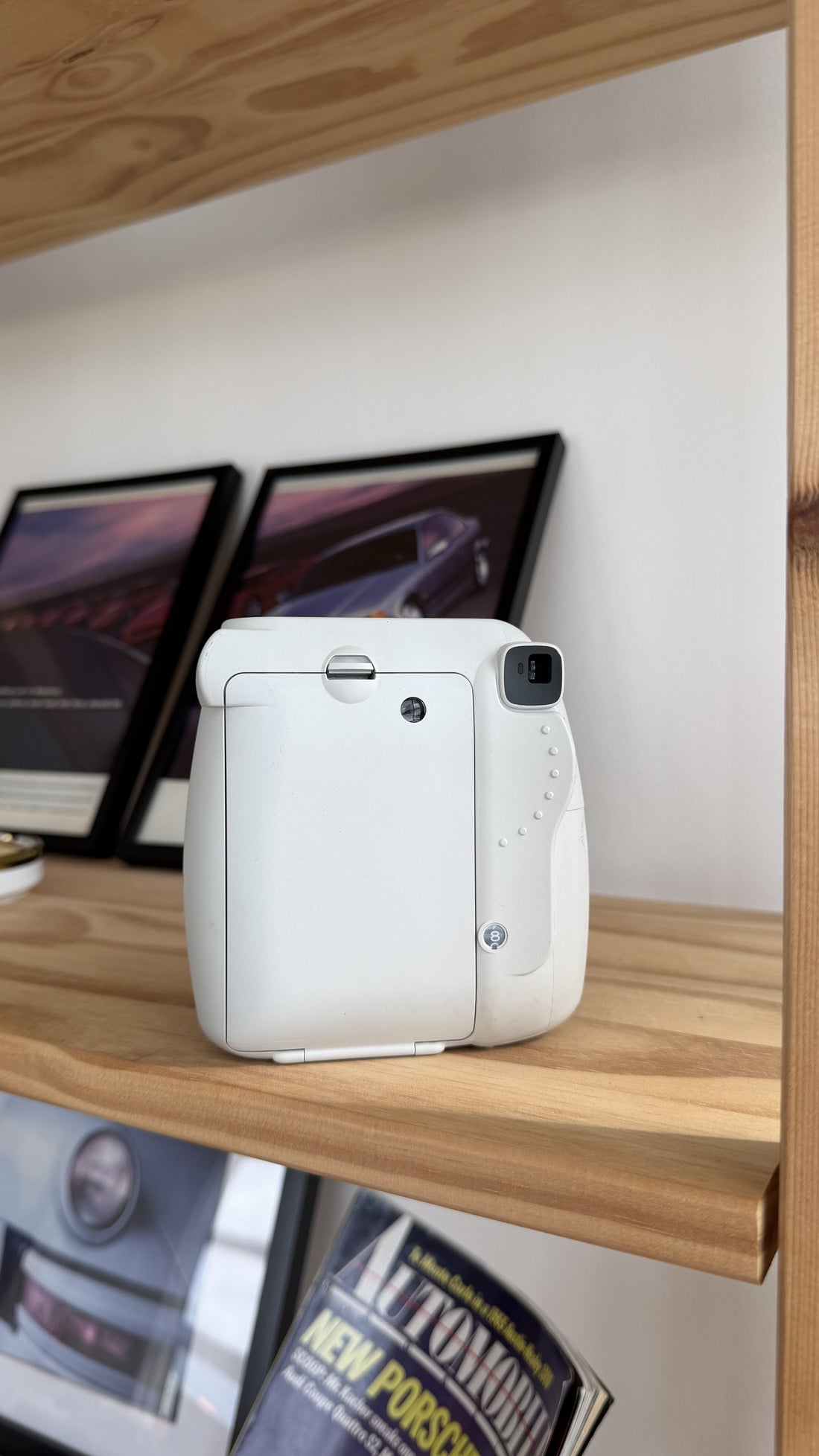 Fujifilm Instax Mini 9 Instant Camera, White detail 2