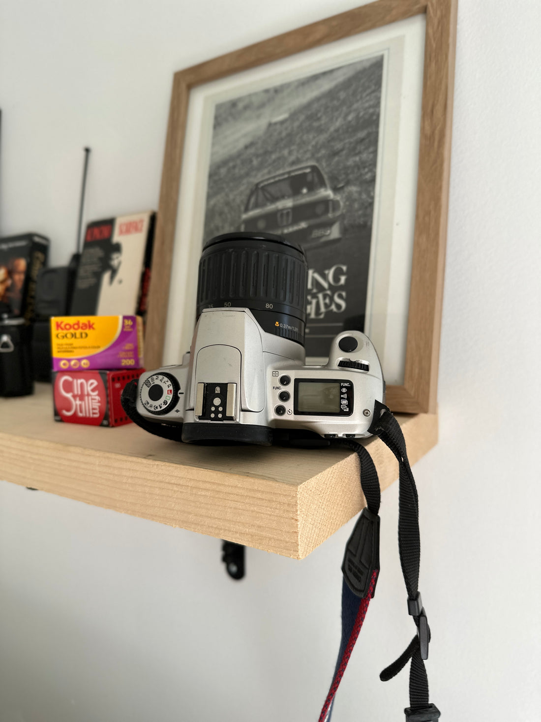 Canon Rebel 2000 SLR 35mm FilmCamera