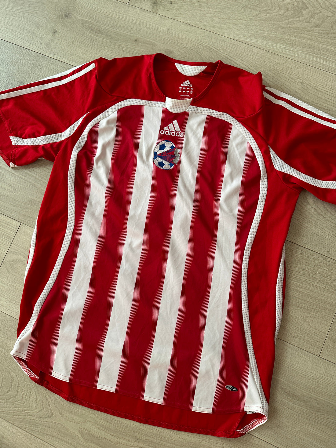2000s New Jersey Strikers United Soccer Jersey