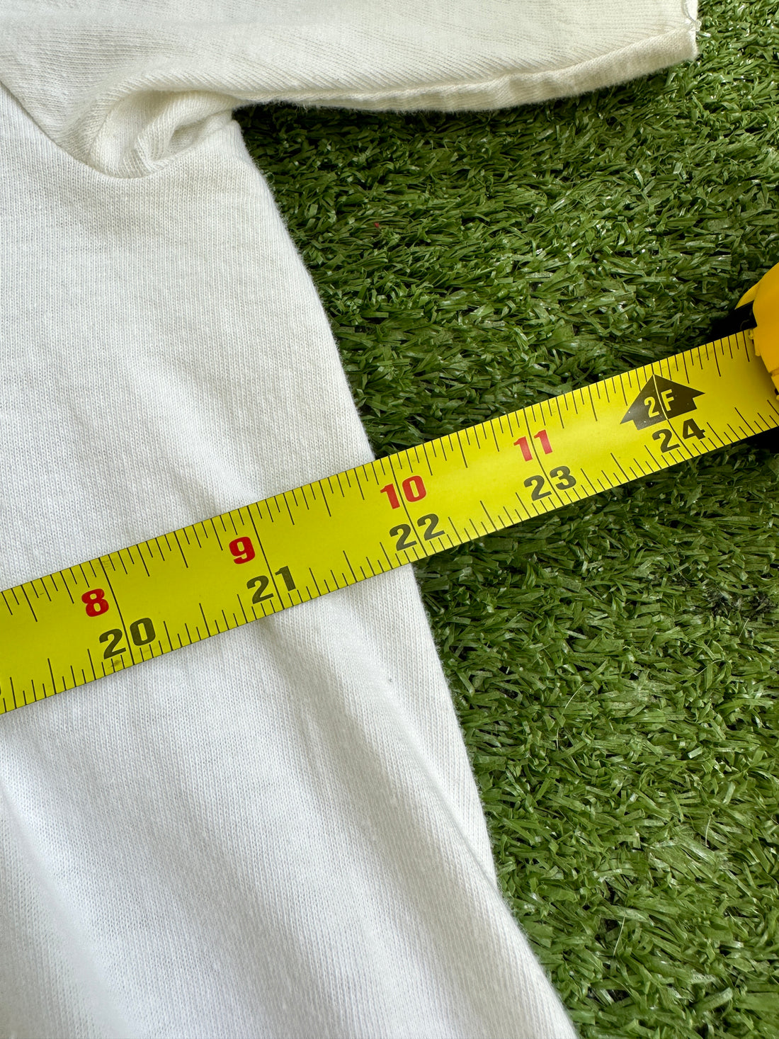 Vintage 1994 I Survived Hurricane Andrew Graphic Tee