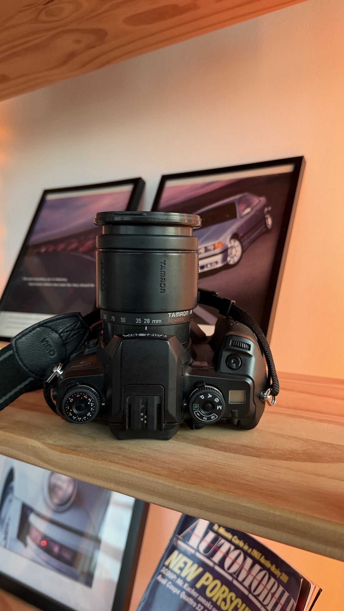 Minolta Maxxum 7 top dials and Tamron 28-200mm lens