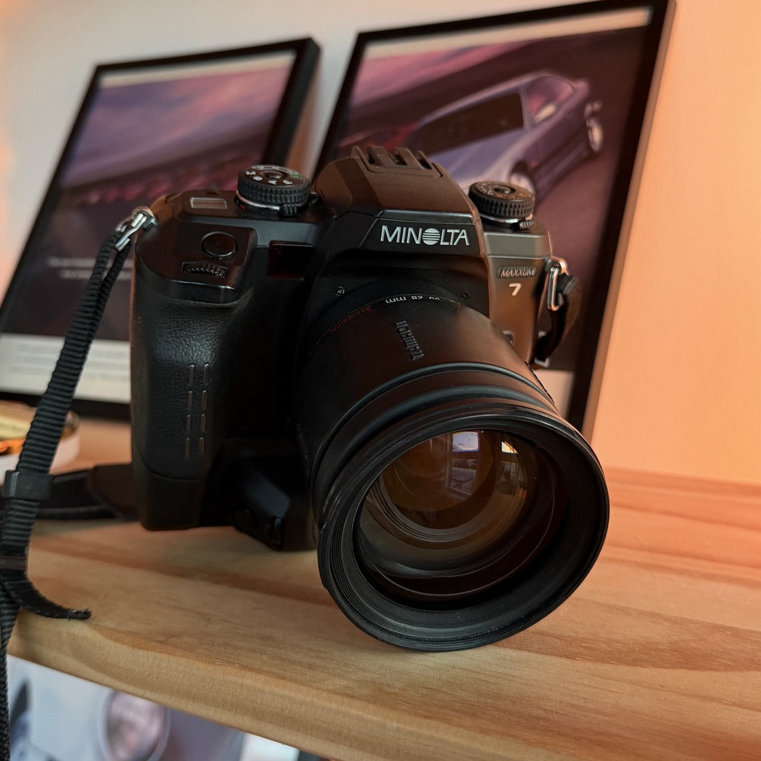 Minolta Maxxum 7 35mm SLR with Tamron 28-200mm lens, front