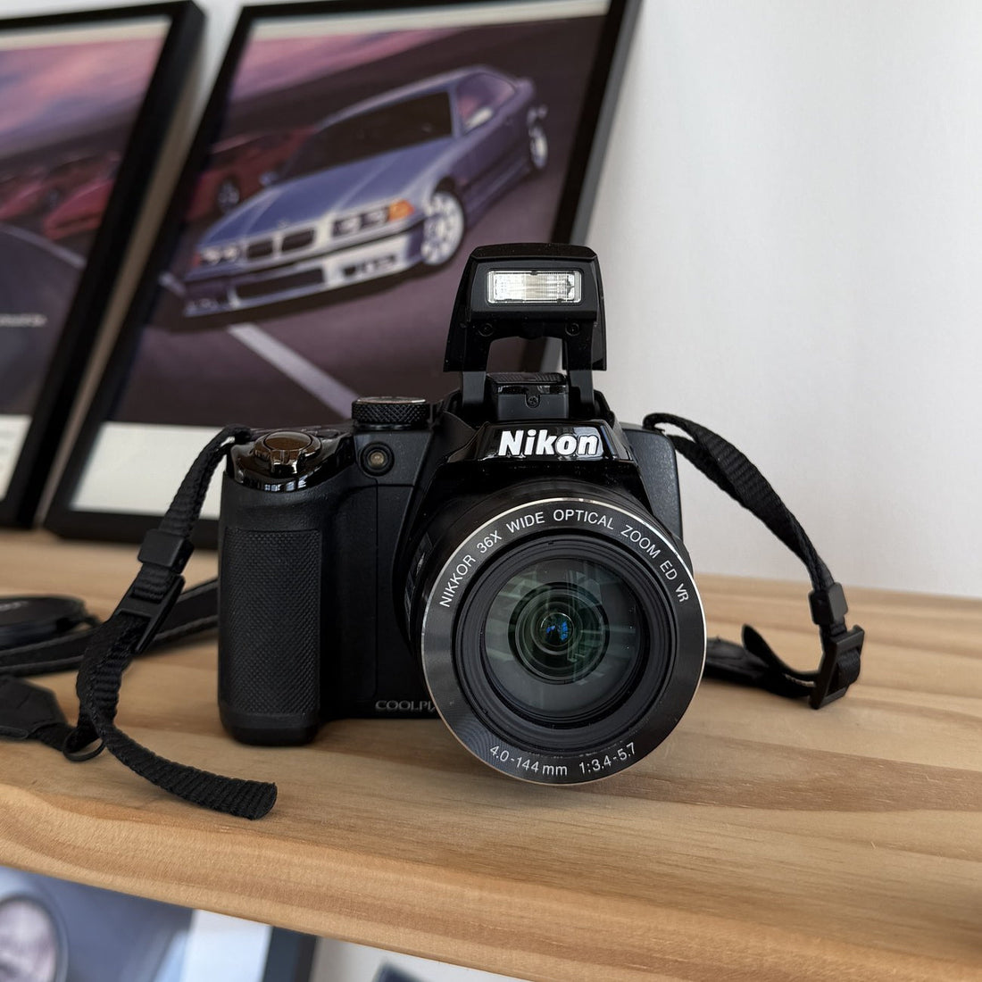 Nikon Coolpix P500 superzoom digital camera, front