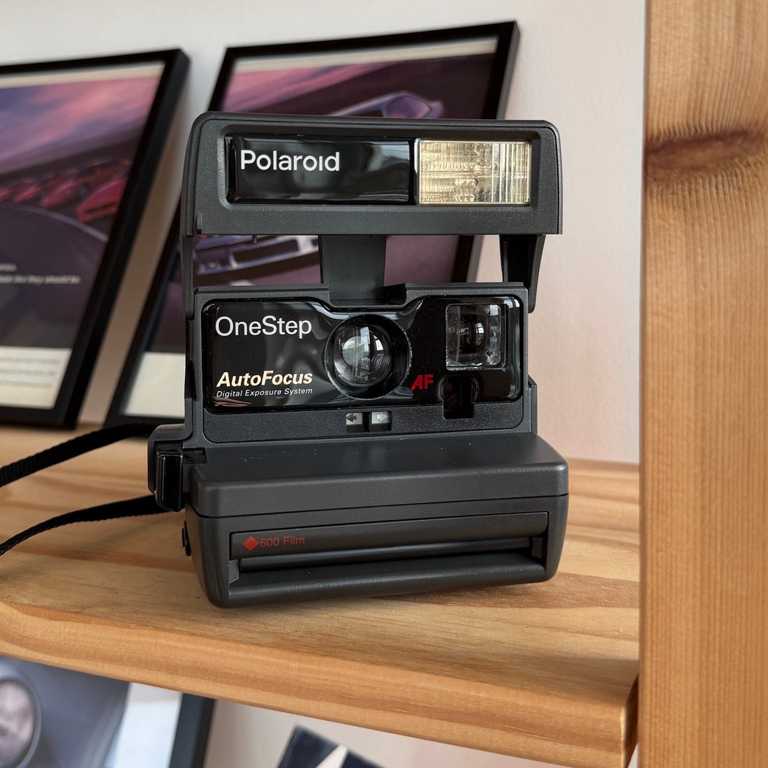 Polaroid OneStep AutoFocus instant camera