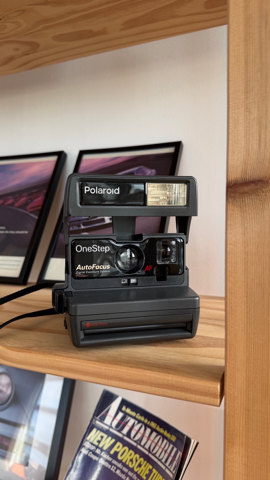 Polaroid OneStep AutoFocus instant camera