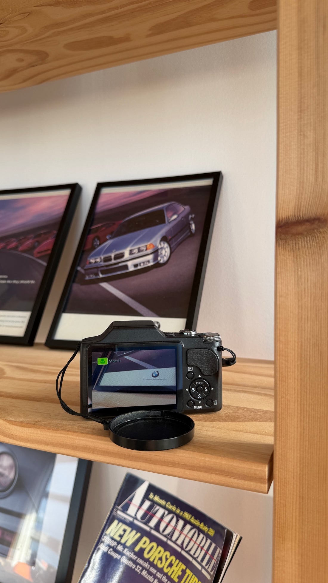 Sony Cyber-shot DSC-H20 digital camera