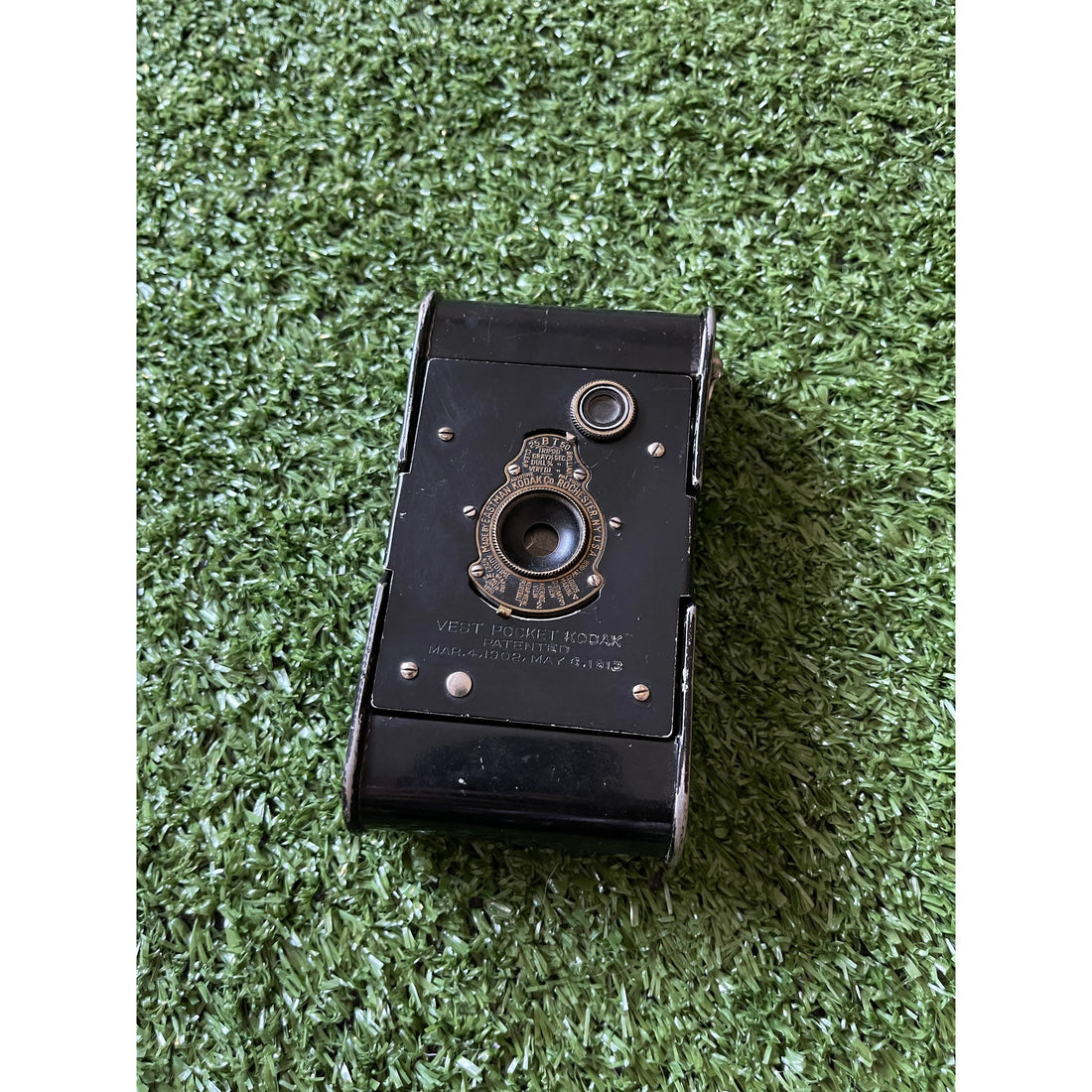 Kodak Pocket Vest Hawk-Eye Folding 127 Film Camera
